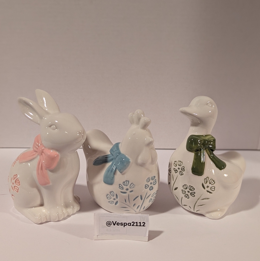 Target Bullseye Playground Easter Bunny Duck Hen Ceramic 3pc Set Floral Accent